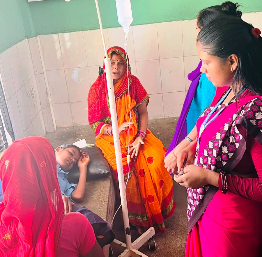 अत्यधिक गर्मीले महोत्तरीमा १० विद्यार्थी बेहोस